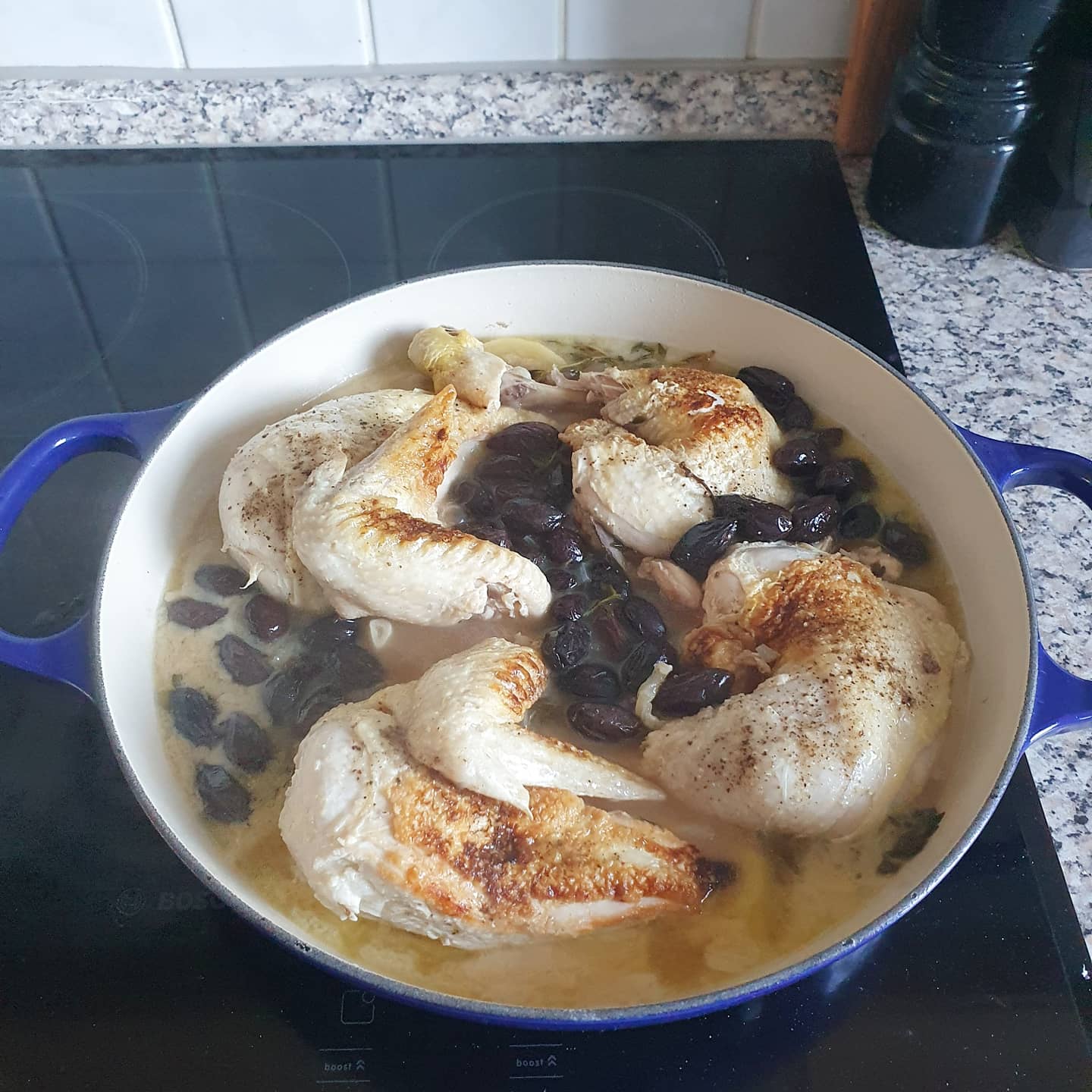 Zitronenhuhn mit Oliven