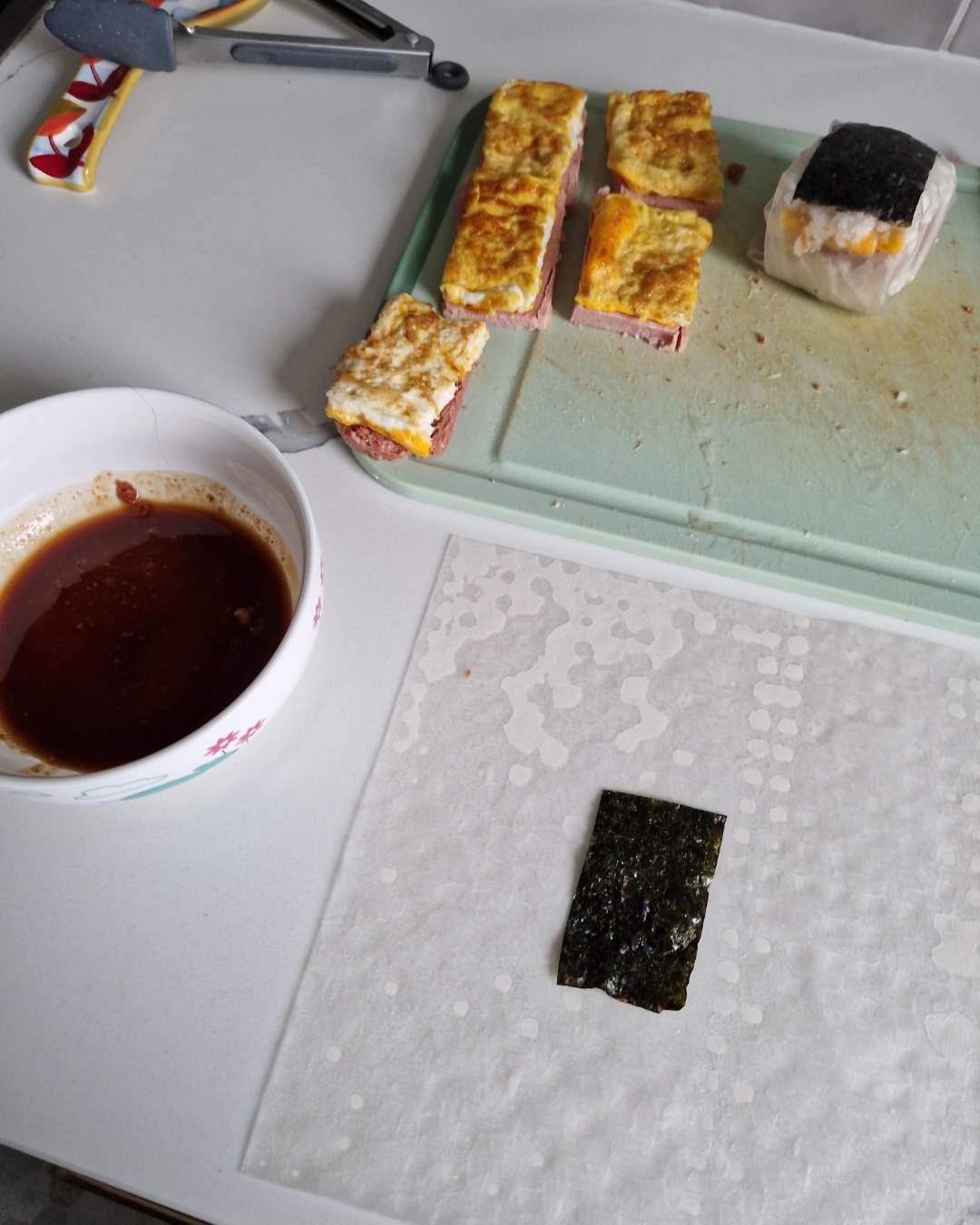 SPAM und Egg Musubi