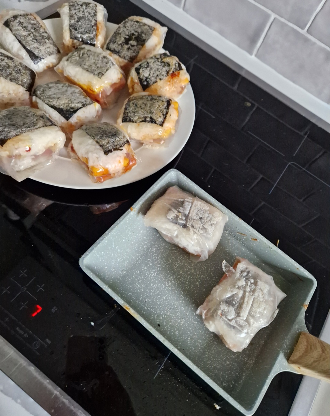 SPAM und Egg Musubi